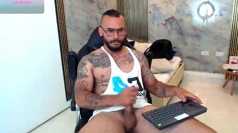 hanz_col online show from 02/20/25, 11:09