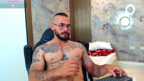 hanz_col online show from 03/04/25, 04:20