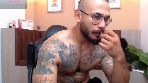 hanz_col online show from 03/07/25, 12:01