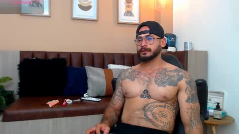 hanz_col online show from 03/10/25, 04:28