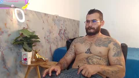 hanz_col online show from 09/24/25, 11:13