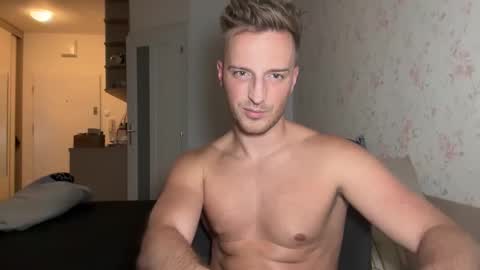 Snapshot of hanzlagerfelt chatting on 11/09/25, 08:18 hanzlagerfelt online show from 11/09/25, 08:18