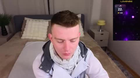 Snapshot of happy_de1mos chatting on 09/30/25, 07:30 Jack online show from 09/30/25, 07:30