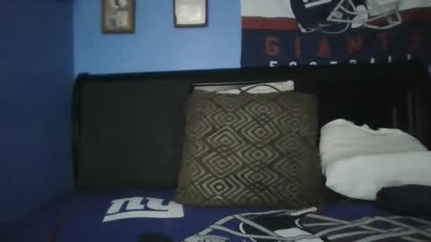 happyhappy4 online show from 03/10/25, 04:17