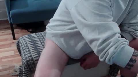 Snapshot of hardigan_dix chatting on 10/03/25, 10:23 hardigan online show from 10/03/25, 10:23