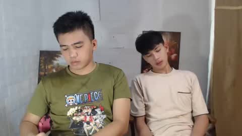 Snapshot of hardnight_100 chatting on 02/22/25, 11:24 erwin online show from 02/22/25, 11:24