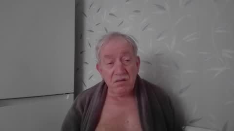 hardon4u123456789 online show from 11/05/25, 02:28