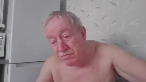 hardon4u123456789 online show from 11/13/25, 09:52