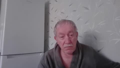 hardon4u123456789 online show from 11/17/25, 12:33