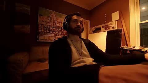 Snapshot of hardswtch chatting on 11/18/25, 12:05 Tom online show from 11/18/25, 12:05