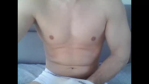 Snapshot of hardwanker75 chatting on 03/03/25, 02:04 hardwanker75 online show from 03/03/25, 02:04