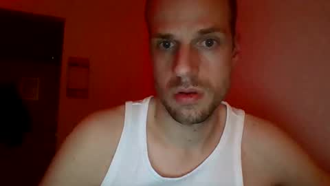 Snapshot of hardworklad chatting on 10/12/25, 07:35 hardworklad online show from 10/12/25, 07:35
