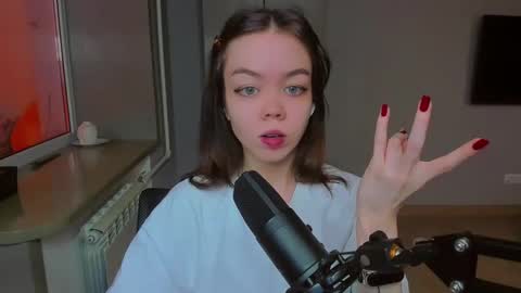 Miss Hari online show from 02/16/25, 07:37