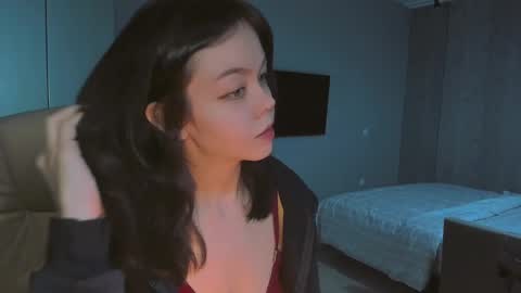 Miss Hari online show from 11/21/25, 10:03