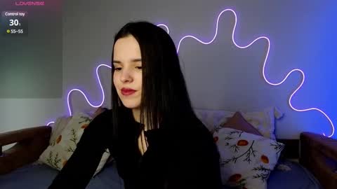 Snapshot of harleen_moore chatting on 03/05/25, 11:49 Harleen online show from 03/05/25, 11:49