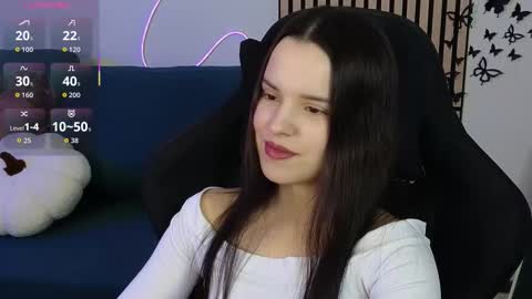 Snapshot of harleen_moore chatting on 11/12/25, 03:29 Harleen online show from 11/12/25, 03:29