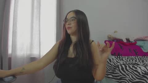 Snapshot of harleynapier chatting on 10/08/25, 08:17 Natii online show from 10/08/25, 08:17