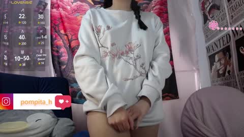 Snapshot of harmonys_couple_ chatting on 01/28/25, 09:08 Harmonys World online show from 01/28/25, 09:08