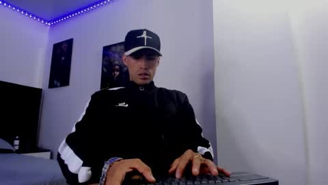 harold_999 online show from 11/01/25, 02:57