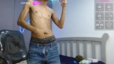 Snapshot of haroldxl chatting on 03/07/25, 08:11 IM HAROLD online show from 03/07/25, 08:11