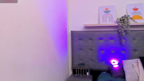 Snapshot of harper_brown1 chatting on 11/17/25, 11:21 Harper online show from 11/17/25, 11:21