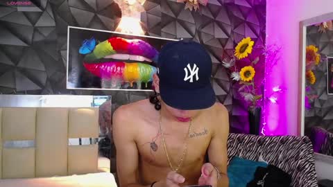 Snapshot of harry_jhonsonn chatting on 01/13/25, 09:20 Harry online show from 01/13/25, 09:20