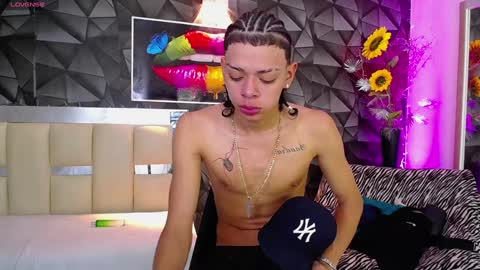 Snapshot of harry_jhonsonn chatting on 01/14/25, 12:22 Harry online show from 01/14/25, 12:22