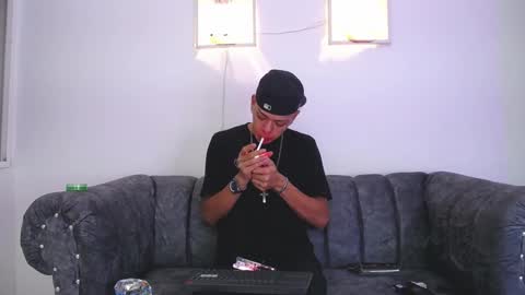 Snapshot of harry_jhonsonn chatting on 02/12/25, 01:41 Harry online show from 02/12/25, 01:41