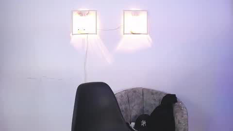 Snapshot of harry_jhonsonn chatting on 02/25/25, 04:24 Harry online show from 02/25/25, 04:24