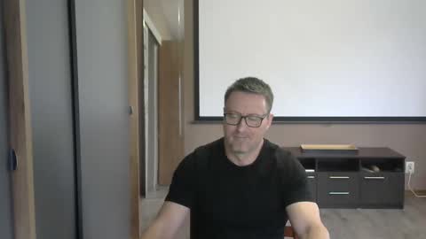 HarrySnake online show from 11/09/25, 08:23