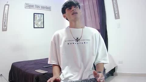 harry thomson online show from 11/17/25, 06:46