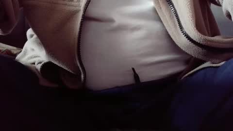 Snapshot of hartl1112 chatting on 10/22/25, 10:37 hartl1112 online show from 10/22/25, 10:37