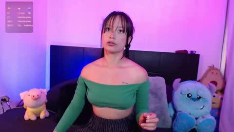 Snapshot of haru_420 chatting on 09/26/25, 11:25 Sofia  Damin online show from 09/26/25, 11:25