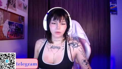 Snapshot of harumi09 chatting on 10/04/25, 04:10 harukitty online show from 10/04/25, 04:10