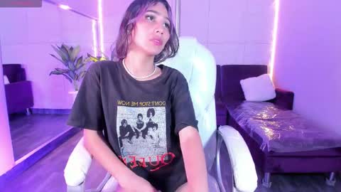 HasleyCarter online show from 10/22/25, 04:13