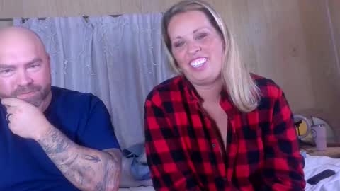 Snapshot of hawktuahgwakgwakmom chatting on 12/18/24, 06:32 hawktuahgwakgwakmom online show from 12/18/24, 06:32