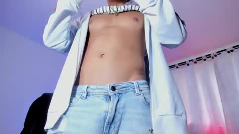 Snapshot of haydenn_boy chatting on 10/14/25, 01:56 Hayen Boy online show from 10/14/25, 01:56