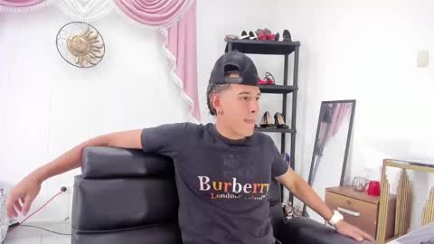 Snapshot of haydenn_boy chatting on 11/17/25, 07:52 Hayen Boy online show from 11/17/25, 07:52