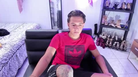 Snapshot of haydenn_boy chatting on 11/20/25, 08:08 Hayen Boy online show from 11/20/25, 08:08