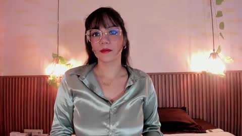 haylenpark online show from 10/18/25, 10:27