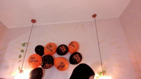 haylenpark online show from 10/20/25, 10:16