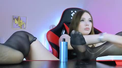 Hazel online show from 02/13/25, 03:35