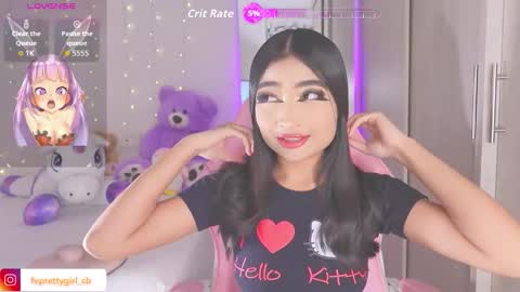 Snapshot of hazelbabee_ chatting on 09/14/25, 07:29 Lynn online show from 09/14/25, 07:29