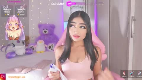 Snapshot of hazelbabee_ chatting on 09/15/25, 07:30 Lynn online show from 09/15/25, 07:30