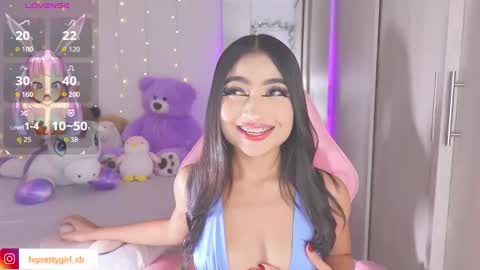 Snapshot of hazelbabee_ chatting on 10/11/25, 08:35 Lynn online show from 10/11/25, 08:35
