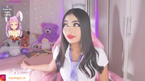 Lynn online show from 10/31/25, 07:42