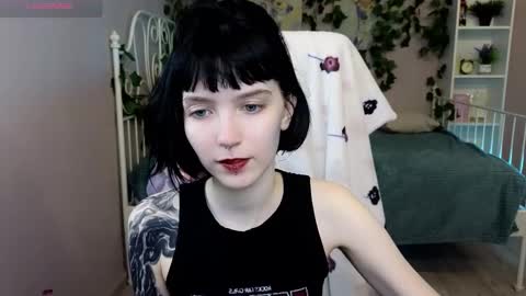 Snapshot of hazeltompson chatting on 11/09/25, 08:29 hazeltompson online show from 11/09/25, 08:29