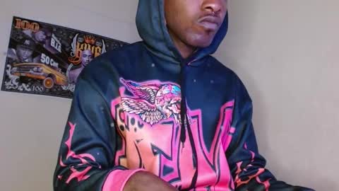 hazlan_420 online show from 10/26/25, 09:37