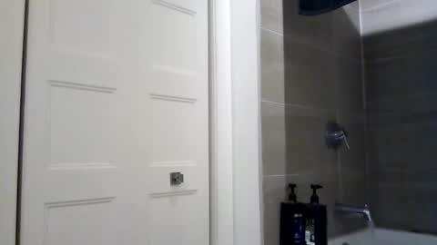 hdrsh08 online show from 02/28/25, 08:31