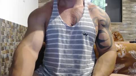 Snapshot of healedcarioca chatting on 01/12/25, 02:19 Brazilian bigdick online show from 01/12/25, 02:19